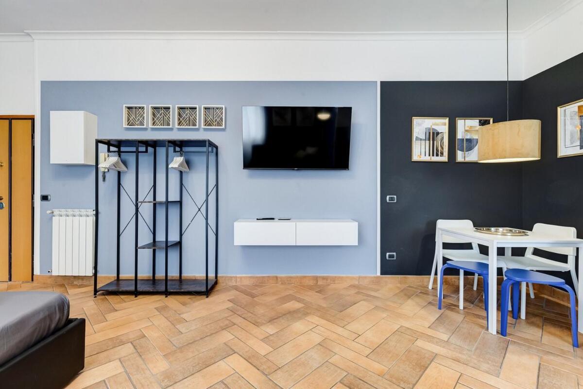 Apartment Ferravilla Apt, 2 Min To Subway!