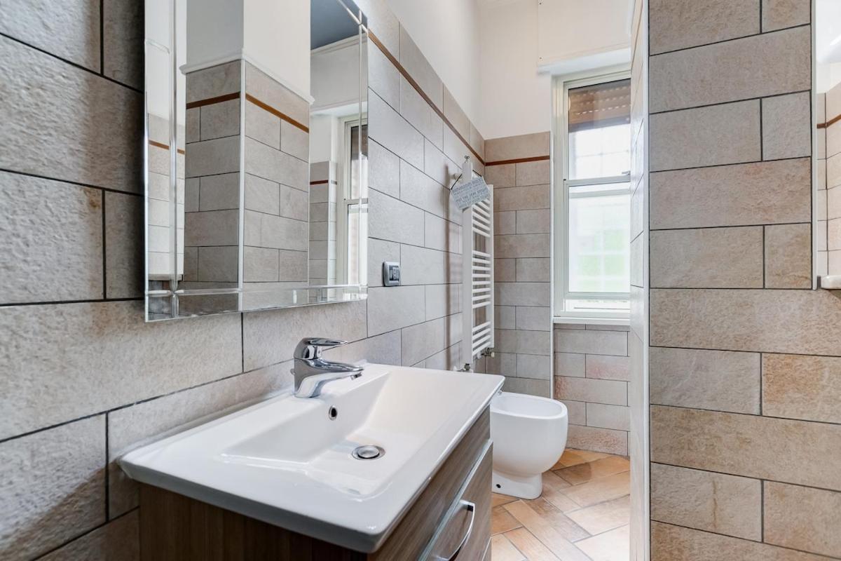 Apartment Ferravilla Apt, 2 Min To Subway! Rome