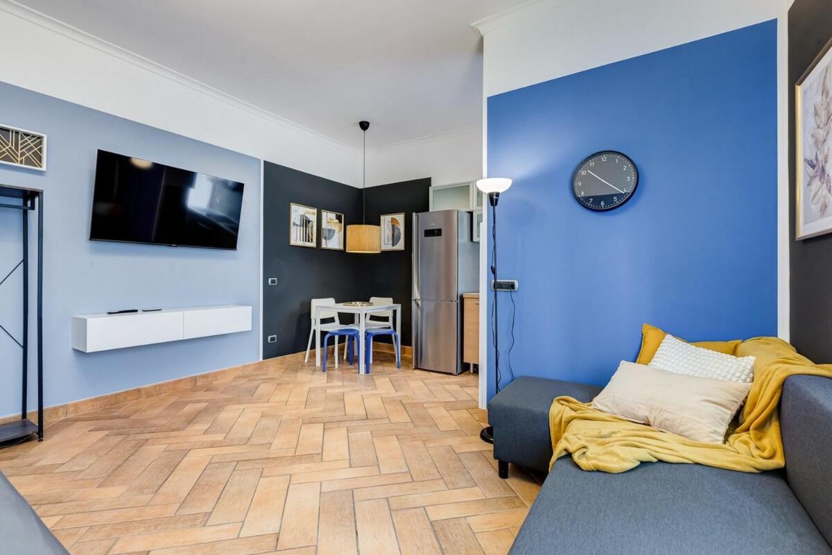 Apartment Ferravilla Apt, 2 Min To Subway!